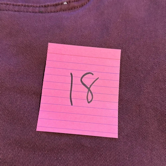 Gloria Vanderbilt Purple Capri pants - Picture 6 of 6